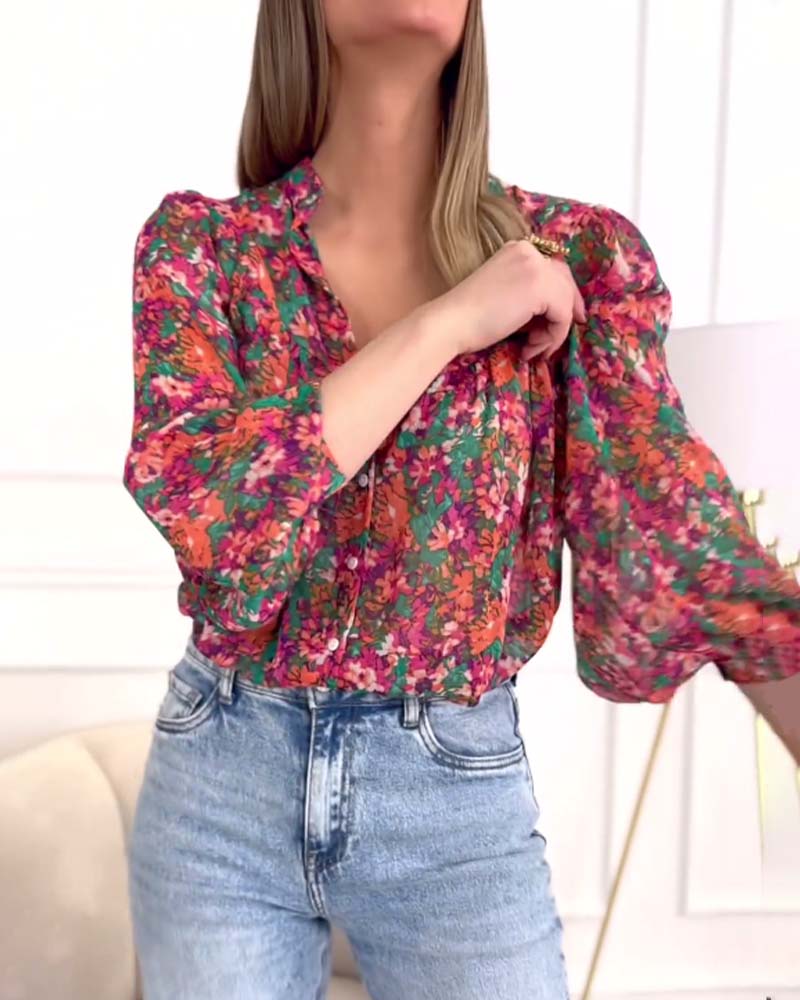 Overhemd met print en button-down met pofmouwen