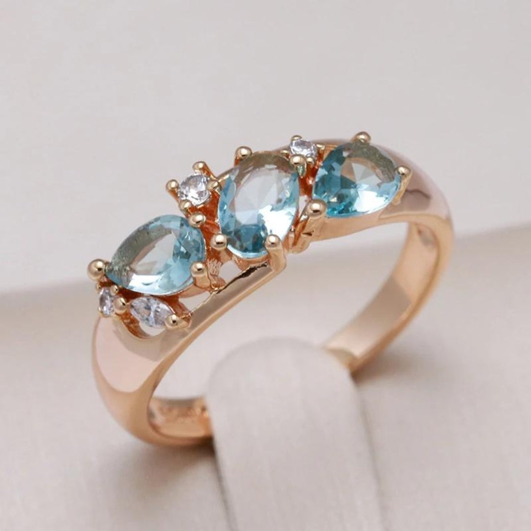 Ocean |  Blue Vintage Zirconia Ring in Gold