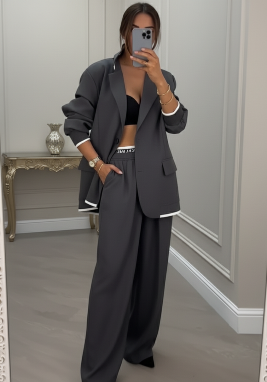 Amira™ | Stijlvolle relaxte blazer set