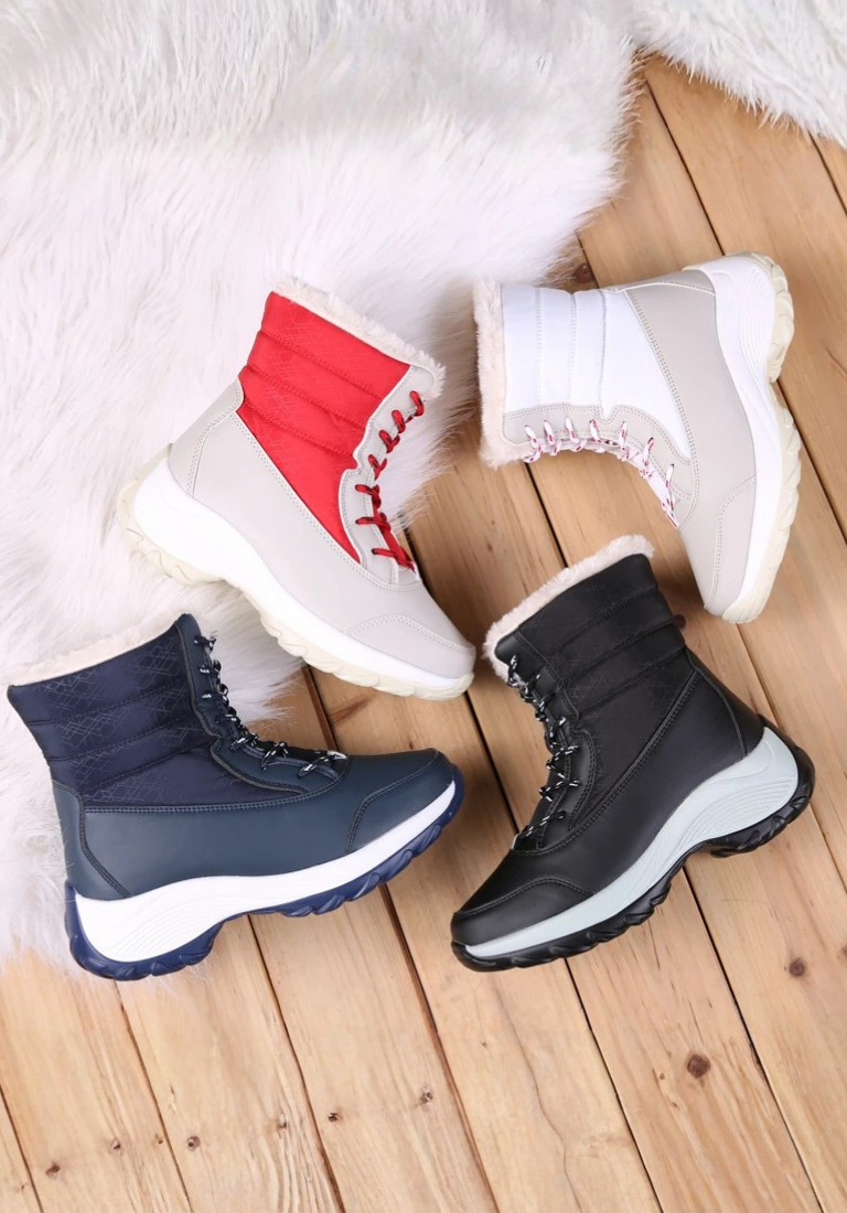 Nuvea™ PolarWarm Boots