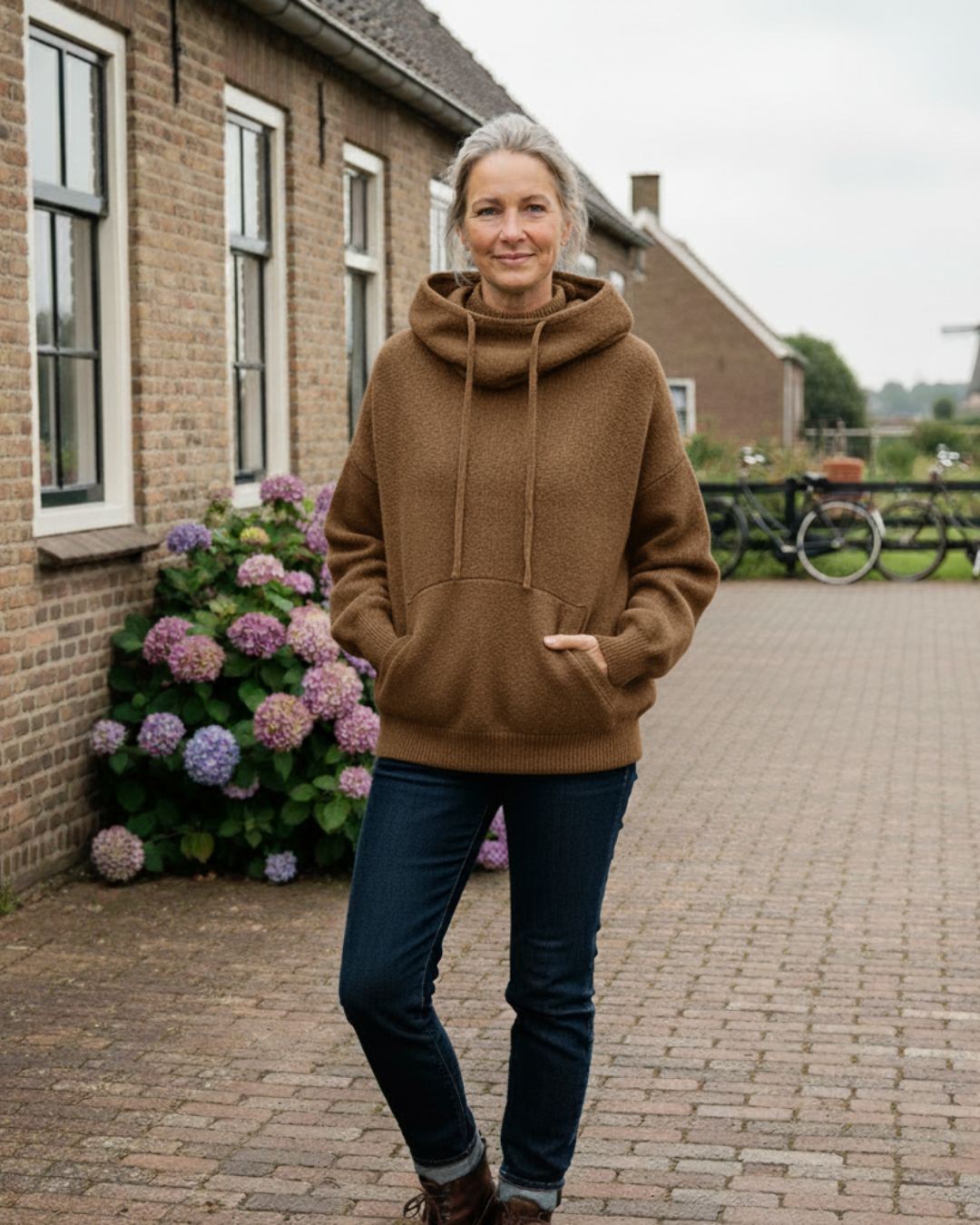 Nuvea| Luxe Merino Wool Hoodie Elegance