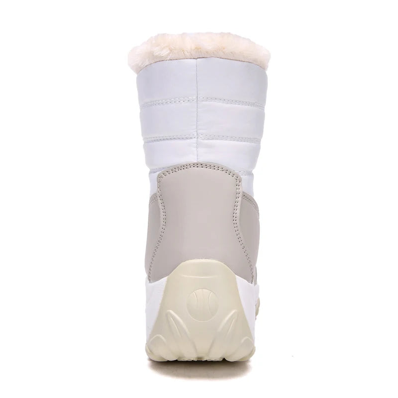 Nuvea™ PolarWarm Boots